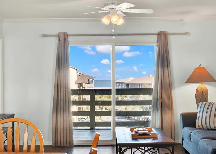 Lighthouse Point Rental 2C